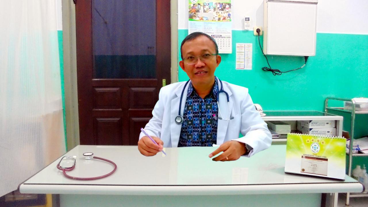 dr. Albert Tri Rustamaji., Sp.PD, FINASIM